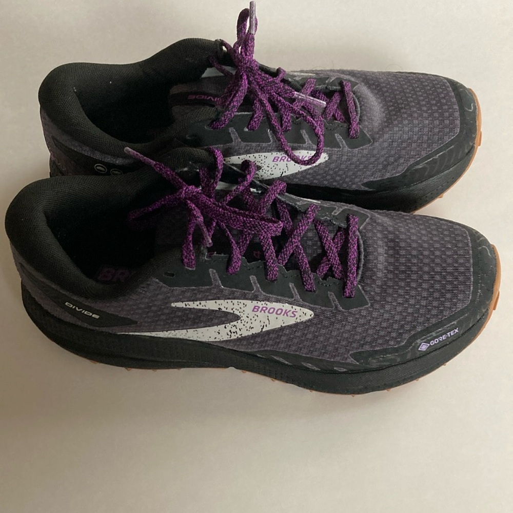 Brooks Women's Purple Running Shoes
